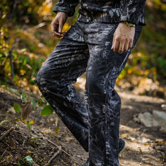 Hiking Fishing Python Softshell Fleece Lined Tactical Suit-1