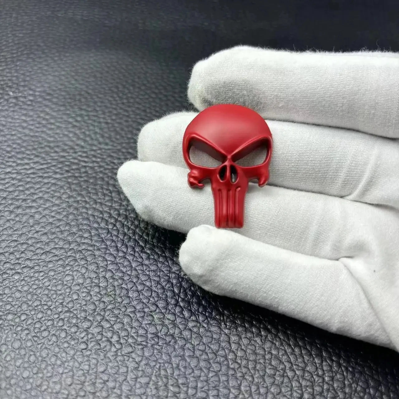 New Skull Metal Sticker for AR15 AR10 AK47 M4 M16 1911 USP M92 Glock G17 19 22 43x Airsoft Rifle Pistol Gun Hunting Accessories