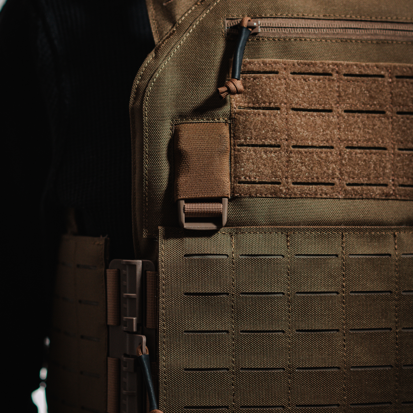 The Shinto Tactical Plate Carrier - Khaki (Layer 2 - Core)