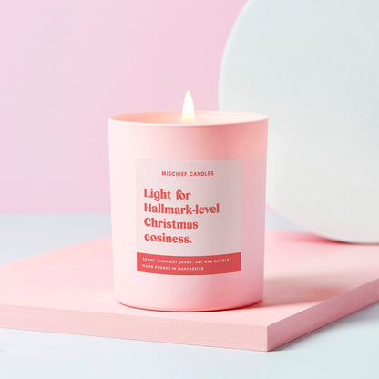 Cosy Holiday Candle Light for Hallmark-Level Christmas Cosiness