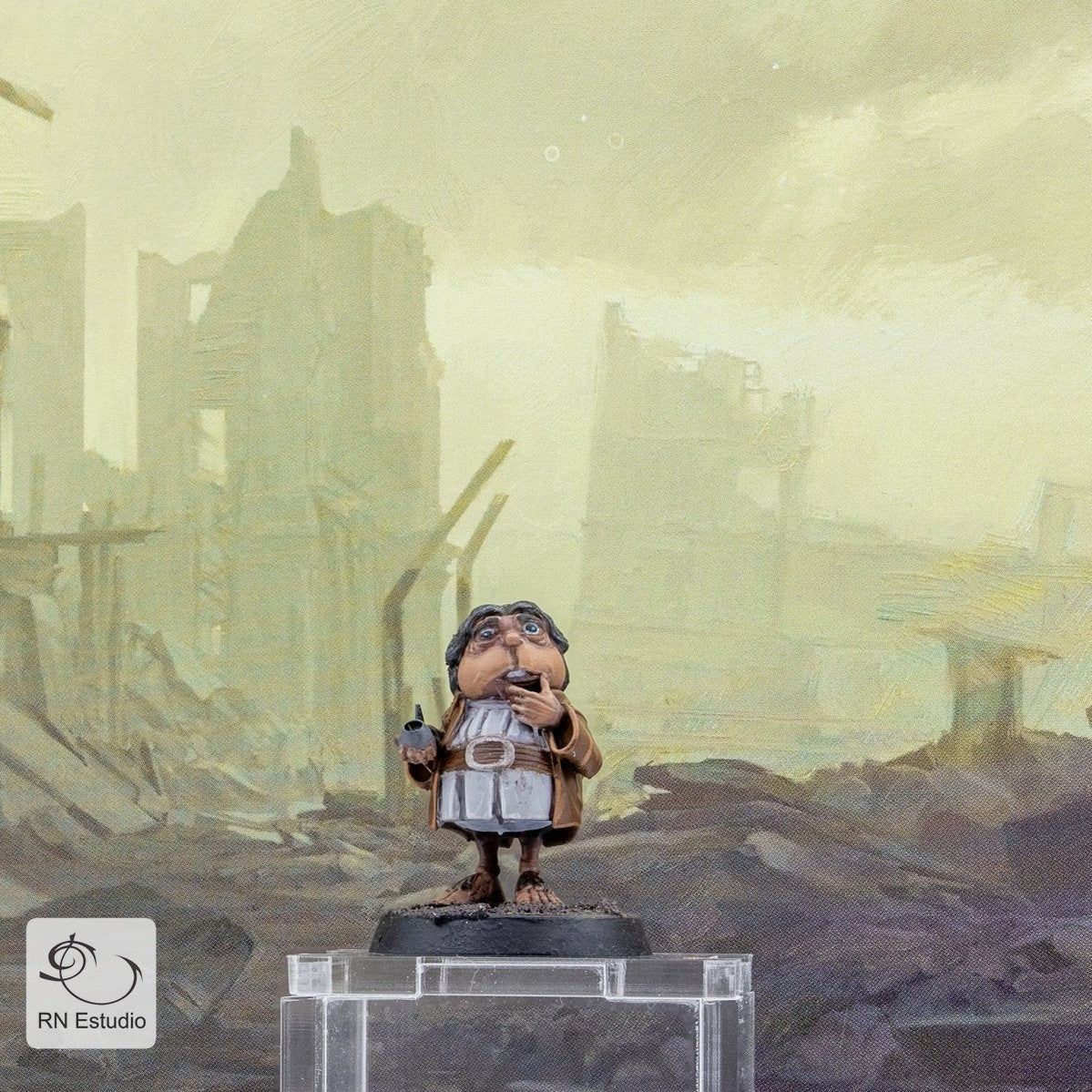 Bilbo LOTR Miniature