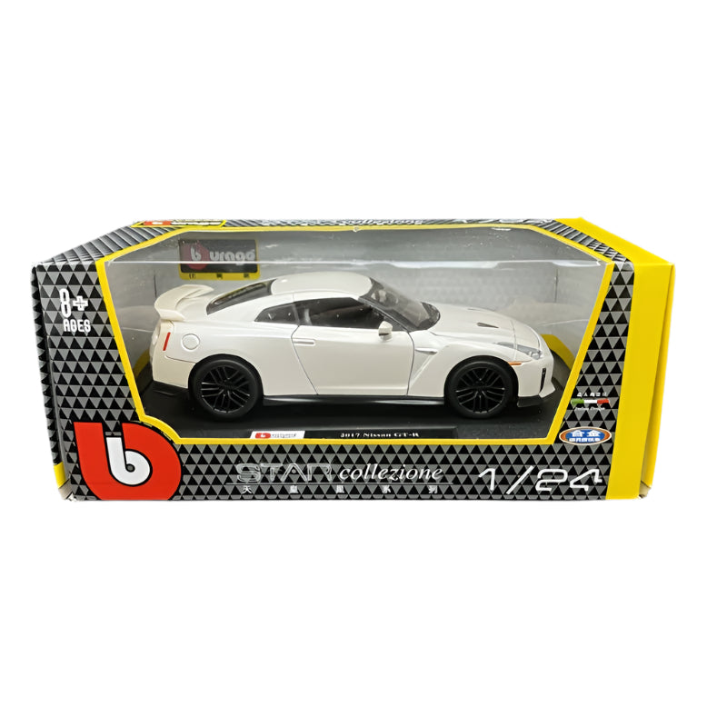 Bburago | 1:24 Nissan 2017 GT-R White Diecast Sports Car Model