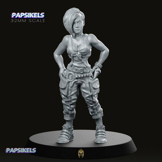 Winnifred Female Mech Engineer Miniature